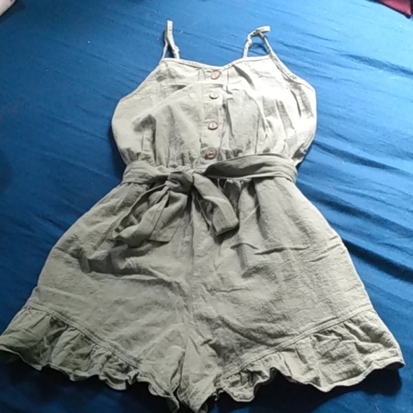 Light armor green jumpsuit - Picture 3 of 4